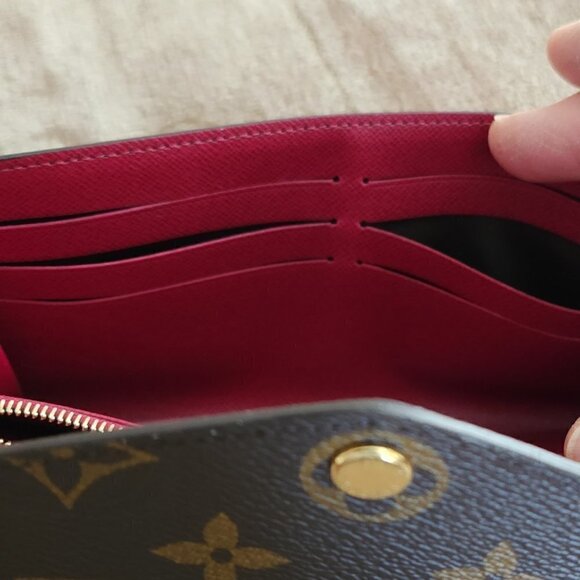 Louis Vuitton Monogram Portefeuille Sarah Folio Long Wallet - Picture 8 of 9